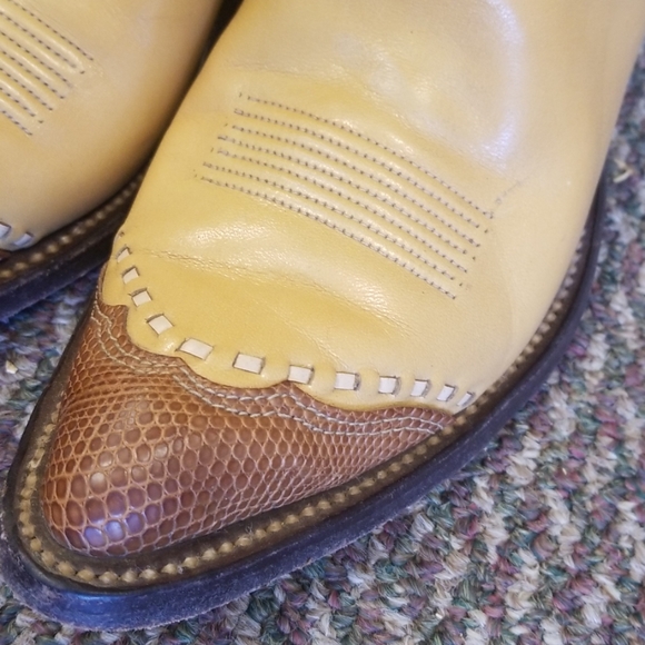 Nocona boot(sold) - Picture 2 of 8